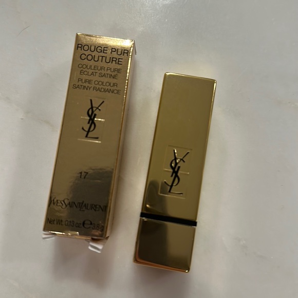 Yves Saint Laurent lipstick in Rose Dahlia - Picture 1 of 5